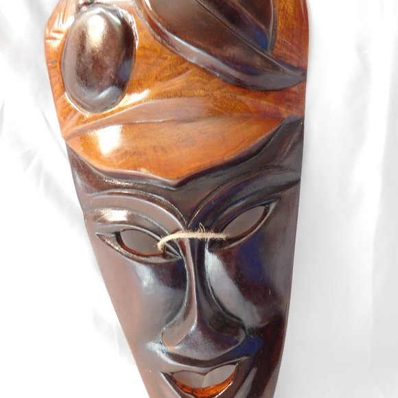Vintage African Hand Carved Wood Mask - Picture 2 of 8